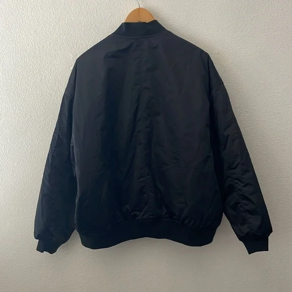 Abercrombie & Fitch Black Bomber Jacket Black Oversized Fit - Picture 3 of 7